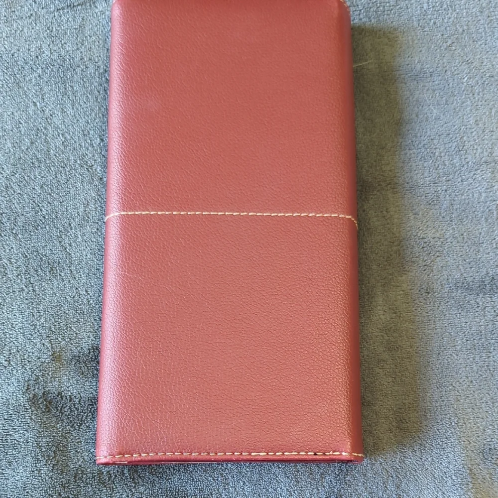 Rolodex Burgundy Business Card Wallet